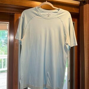 Fabletics shirt